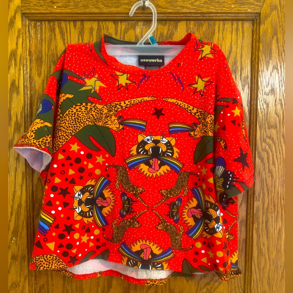 Nooworks Tiger Magic boxy Tee